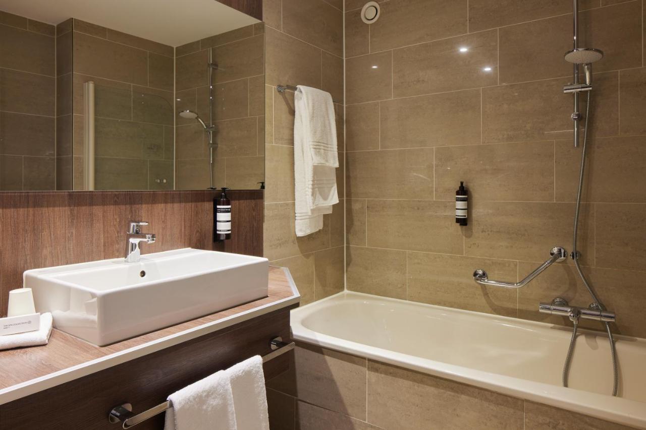 Auberge Du Bonheur Tilburg Luaran gambar